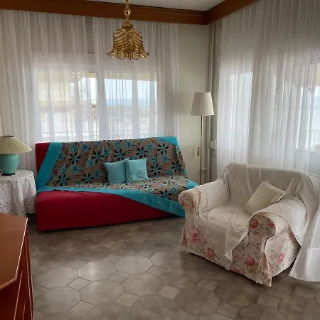 The Balcony House Διαμέρισμα