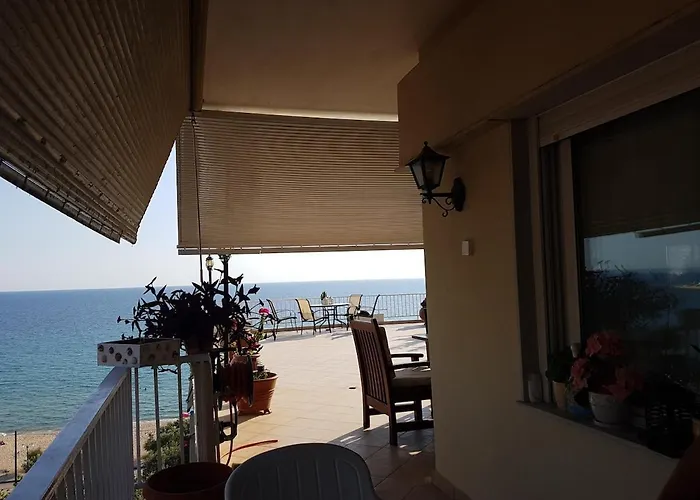 Apartamento The Balcony House Nea Moudania